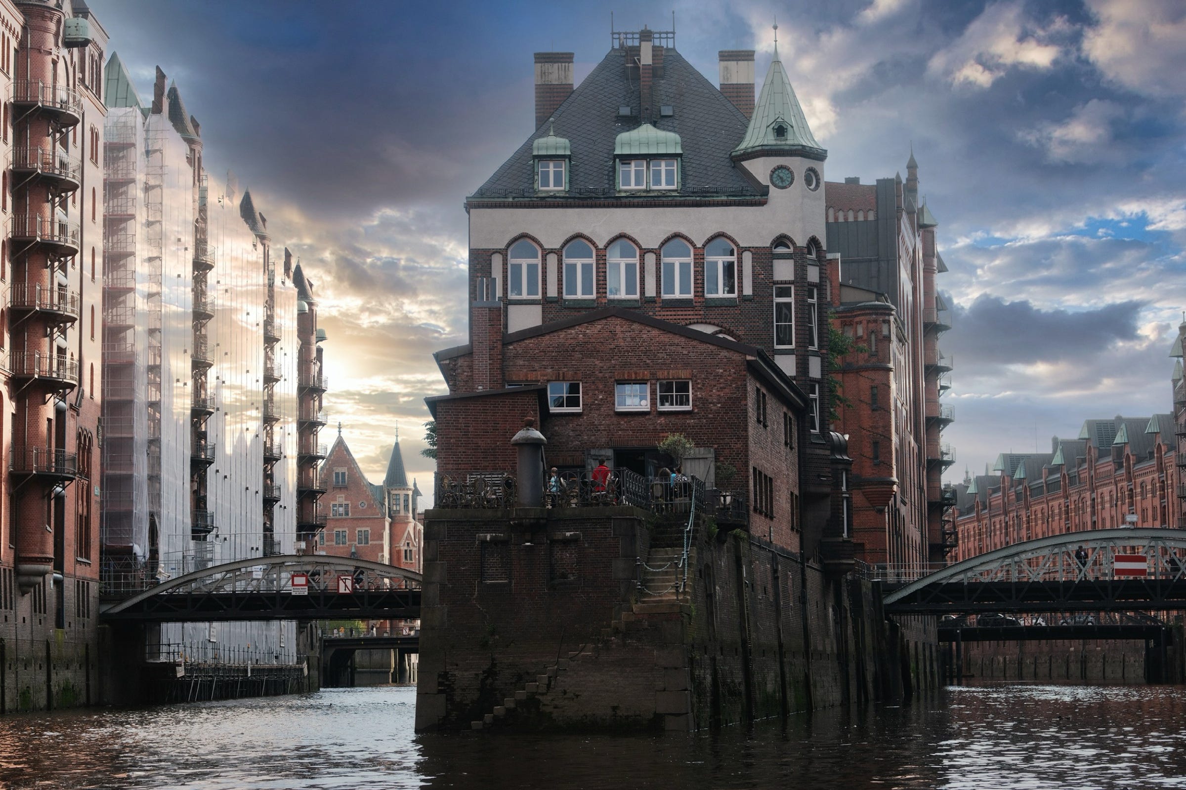alster, Hausarztpraxis am Altonaer Bahnhof